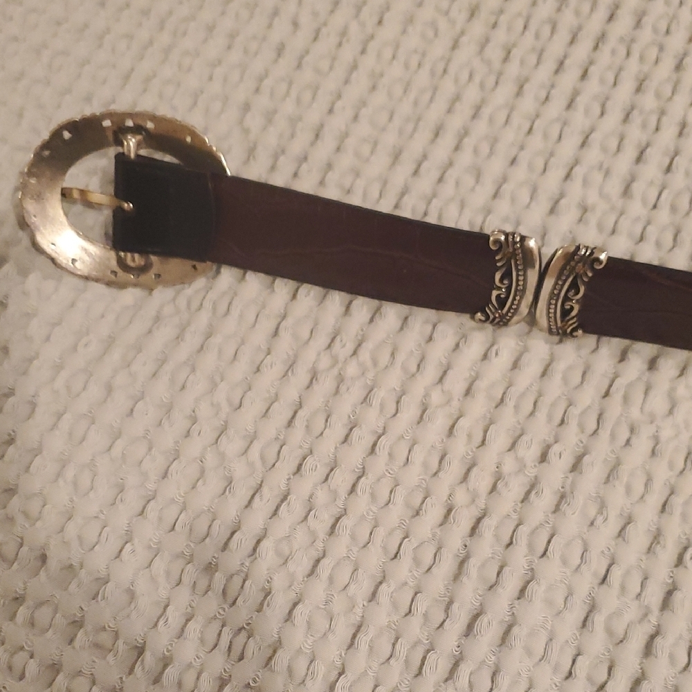 Reversible Black and Silver Belt with Ornate Design - Picture 3 of 7